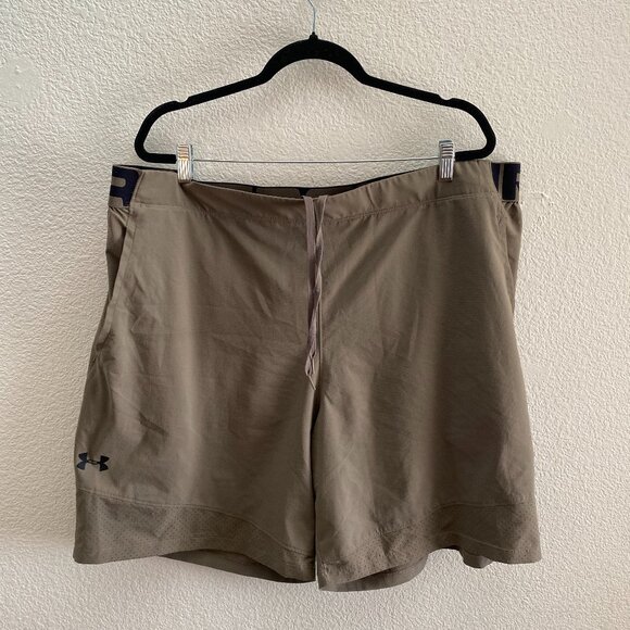 UA Under Armour Fitted Shorts Tan Brown 3XL 8.5 Inch Inseam Gym Fitness Workout - Picture 1 of 5